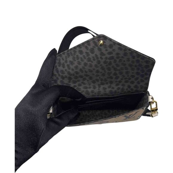 Louis Vuitton Monogram Wild At Heart Felicie Strap & Go Arizona Creme - Picture 6 of 6